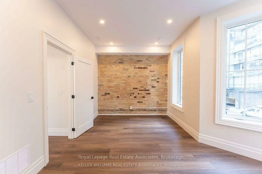 54, Stewart, Waterfront Communities C1, Toronto