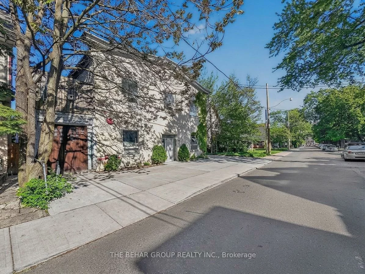 65, Bellwoods, Trinity-Bellwoods, Toronto