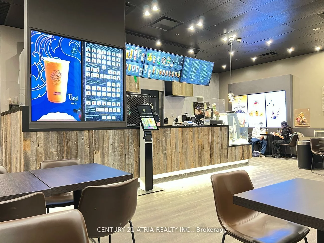 439A, Yonge, Bay Street Corridor, Toronto