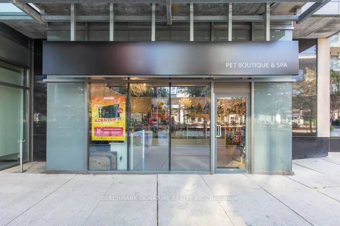 11, Fort York Blvd, Waterfront Communities C1, Toronto