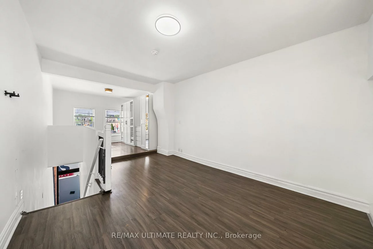 831, Queen, Niagara, Toronto