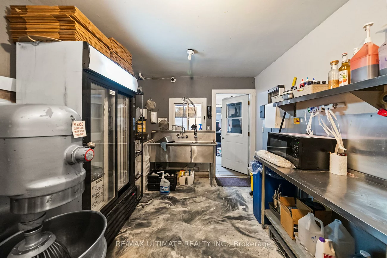 831, Queen, Niagara, Toronto