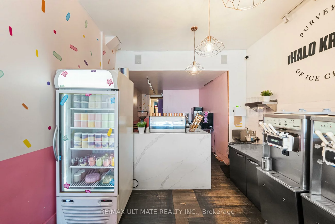 831, Queen, Niagara, Toronto