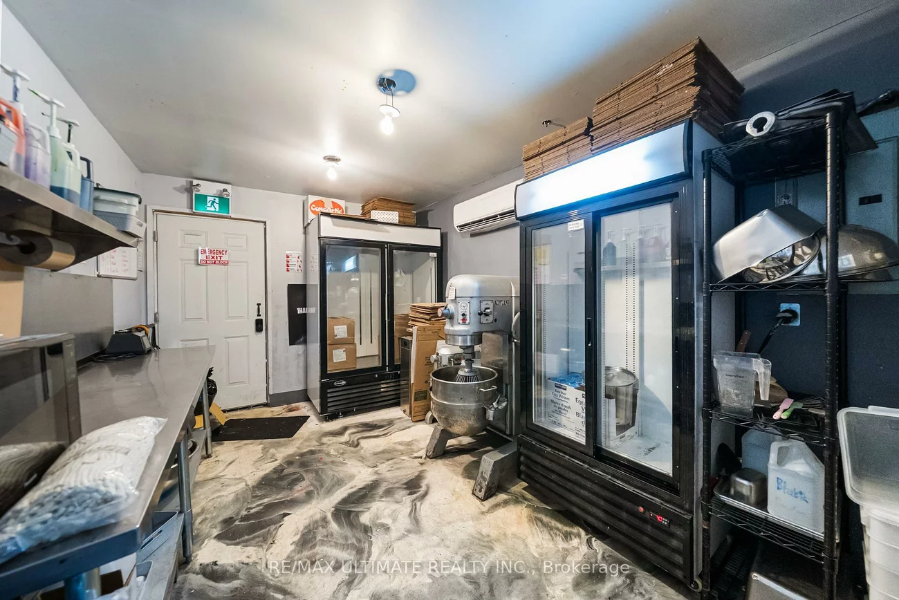 831, Queen, Niagara, Toronto
