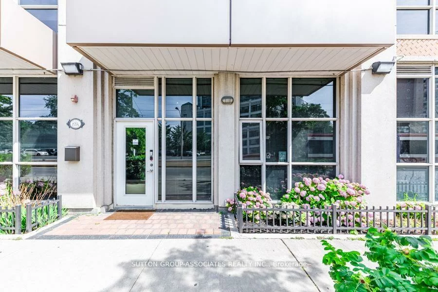 618 A, Fleet, Niagara, Toronto