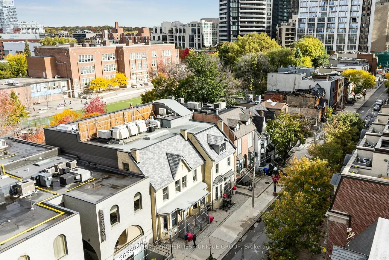112, Scollard, Annex, Toronto
