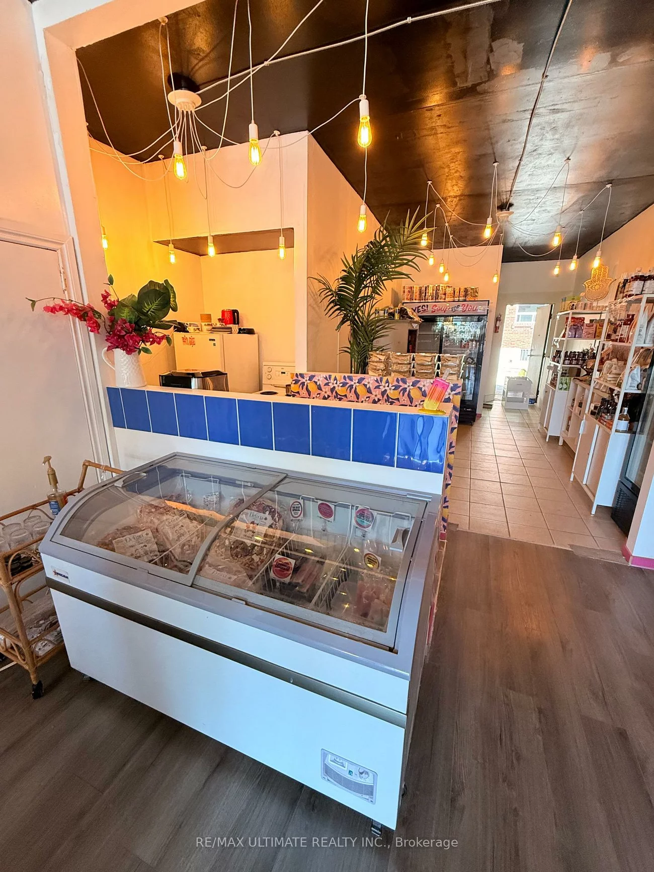 397, Vaughan, Humewood-Cedarvale, Toronto