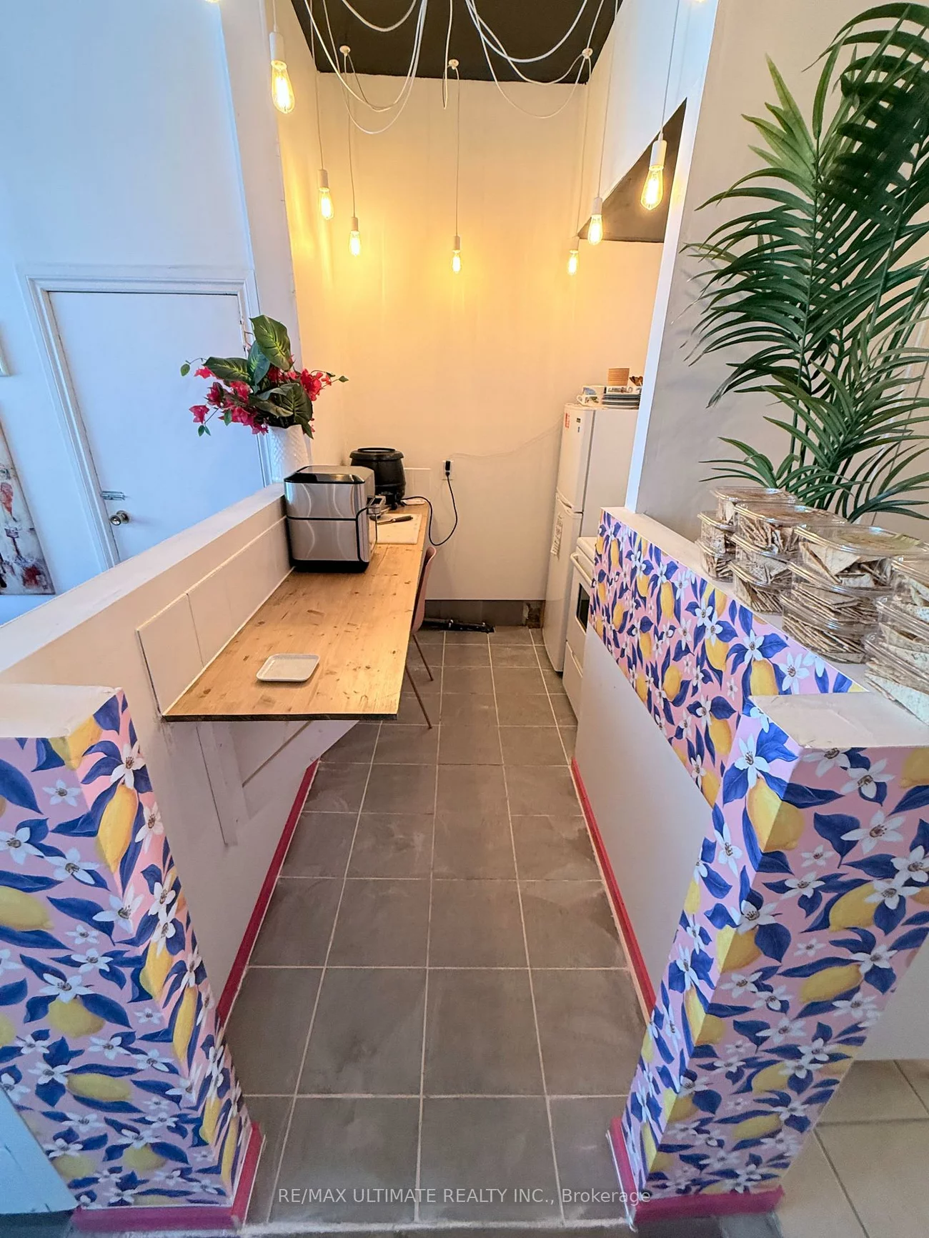 397, Vaughan, Humewood-Cedarvale, Toronto