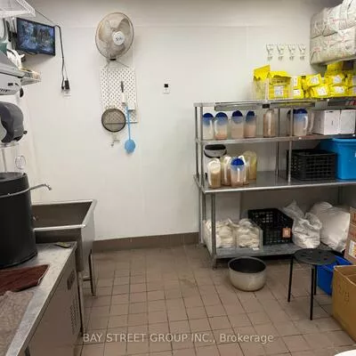 Commercial for sale, 24, Wellesley, Bay Street Corridor, Toronto