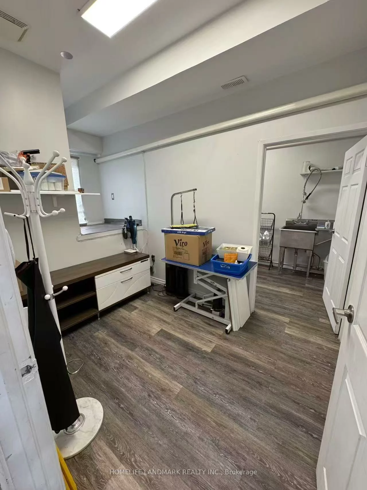 4140, Bathurst, Clanton Park, Toronto