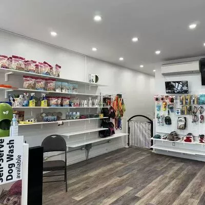 Commercial for sale, 4140, Bathurst, Clanton Park, Toronto