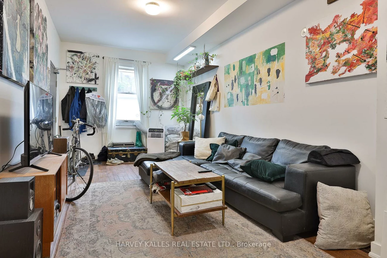 131, George, Moss Park, Toronto