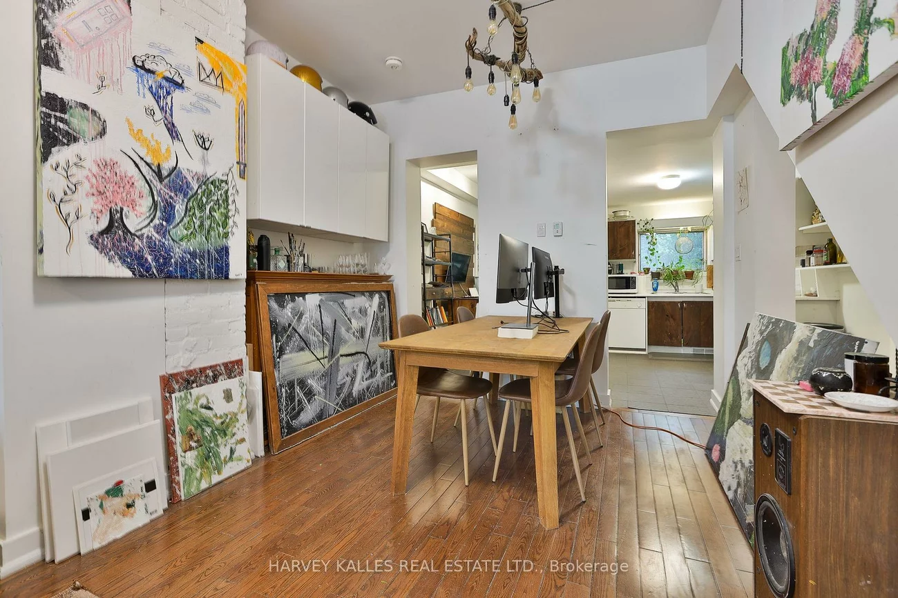 131, George, Moss Park, Toronto