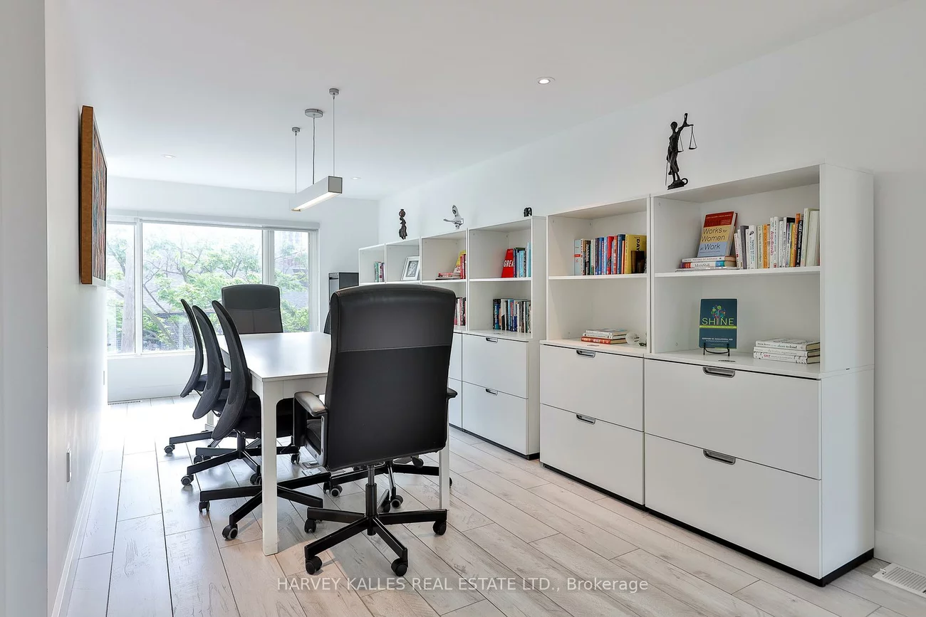 131, George, Moss Park, Toronto