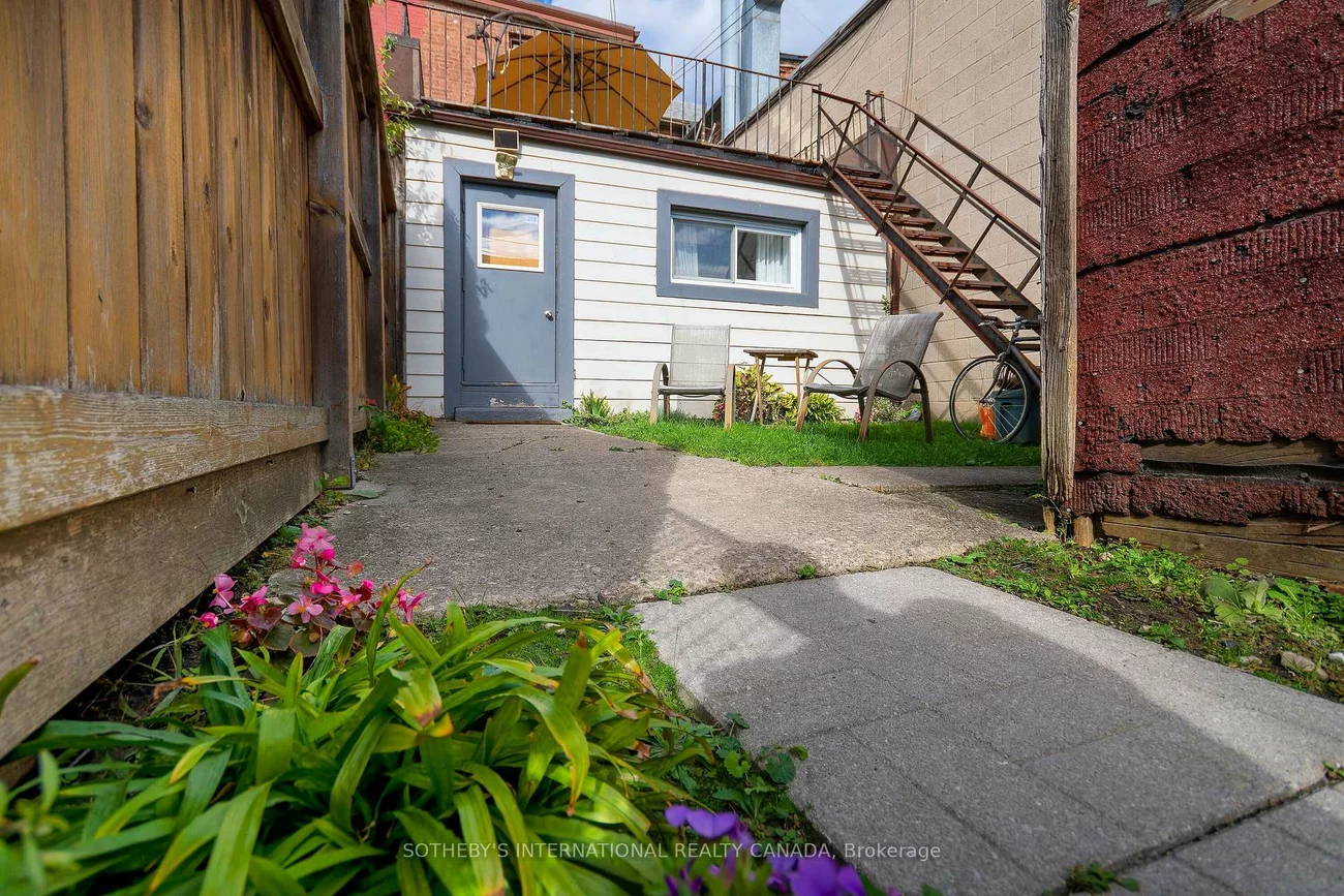 1155, Davenport, Wychwood, Toronto