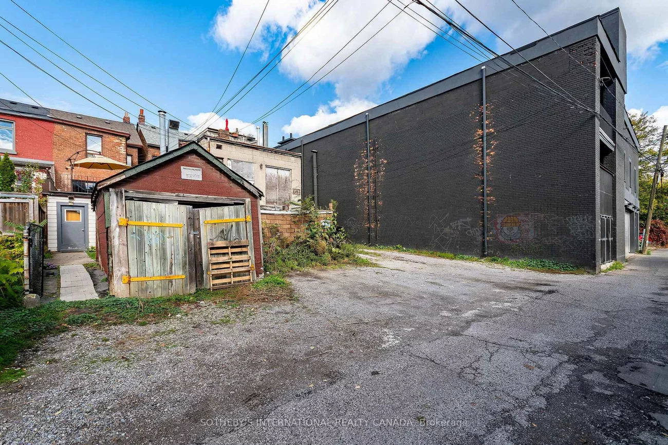 1155, Davenport, Wychwood, Toronto
