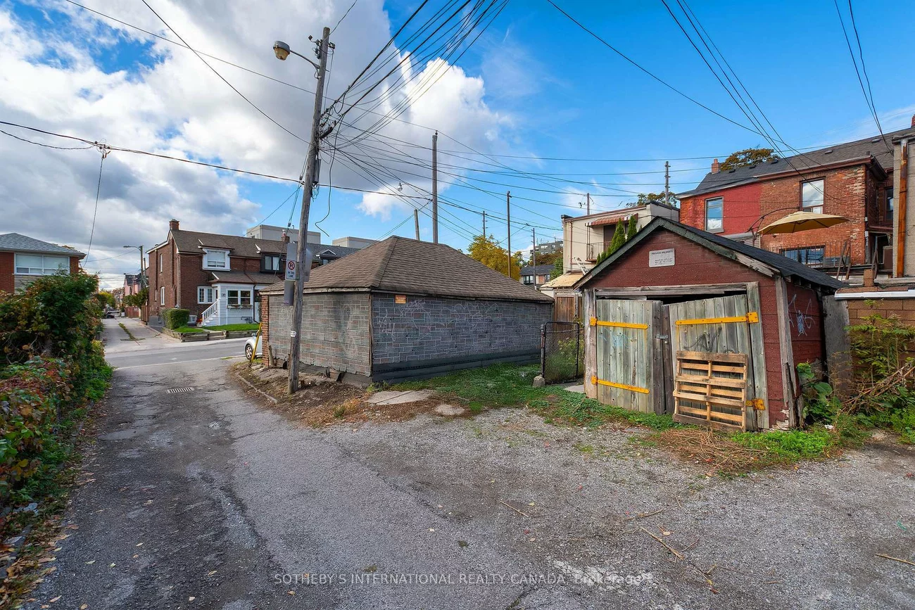 1155, Davenport, Wychwood, Toronto