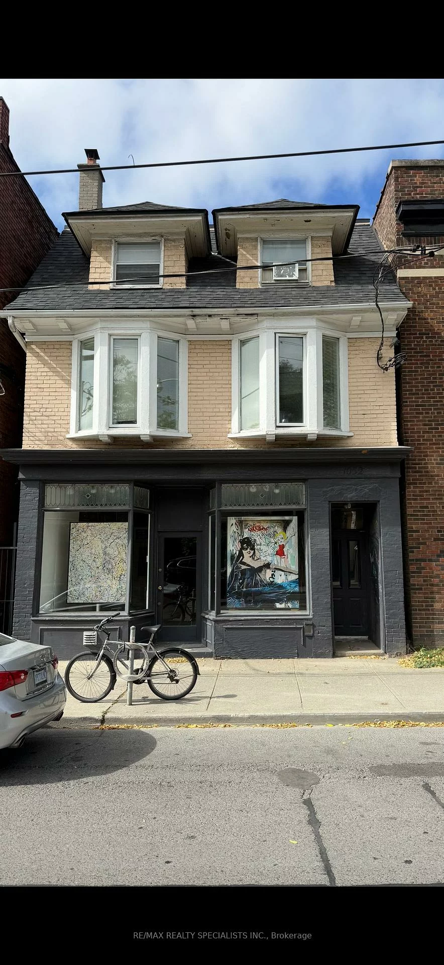 1052, Bathurst, Annex, Toronto