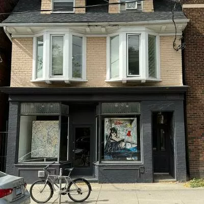1052, Bathurst, Annex, Toronto