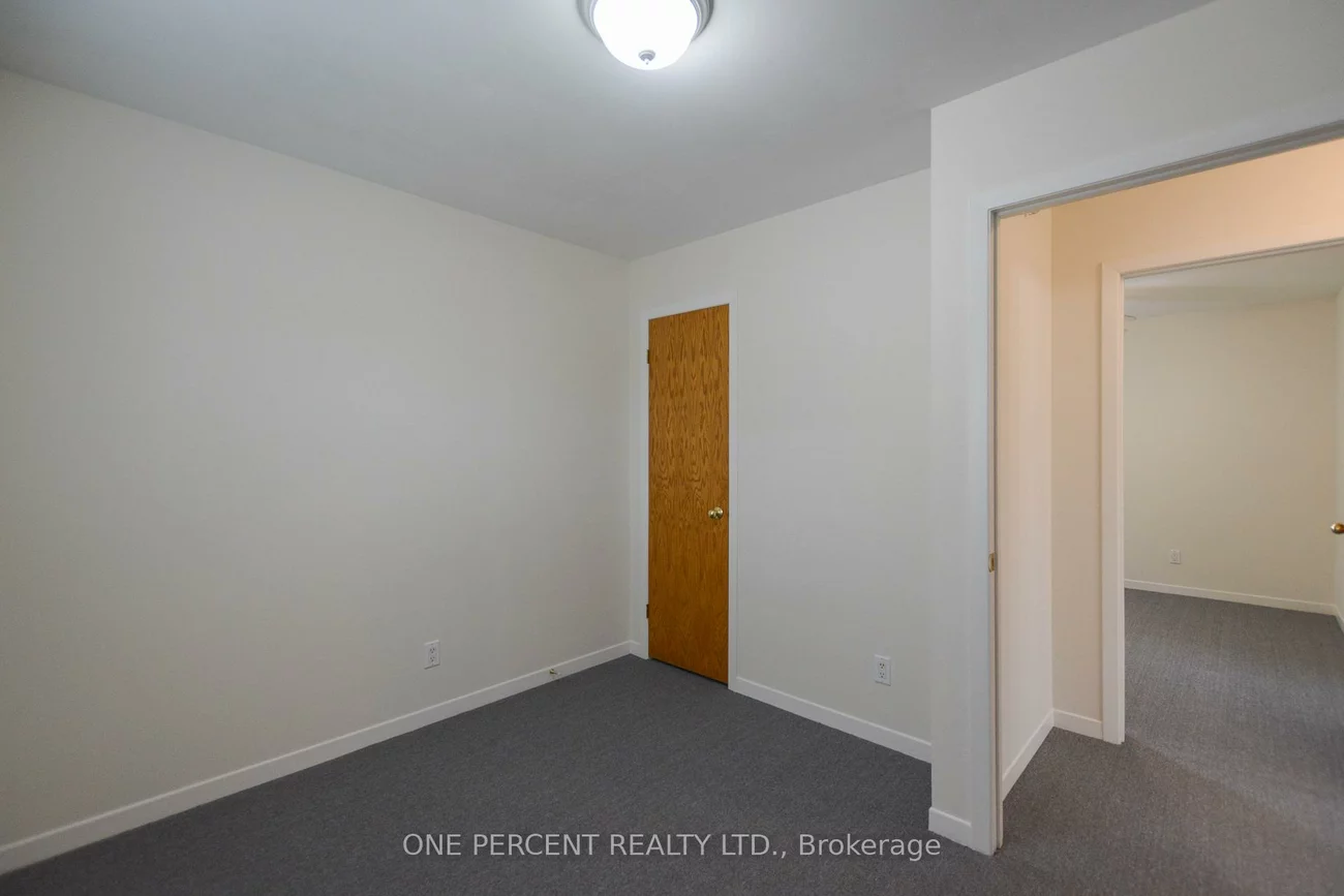 204, Sheppard, Lansing-Westgate, Toronto