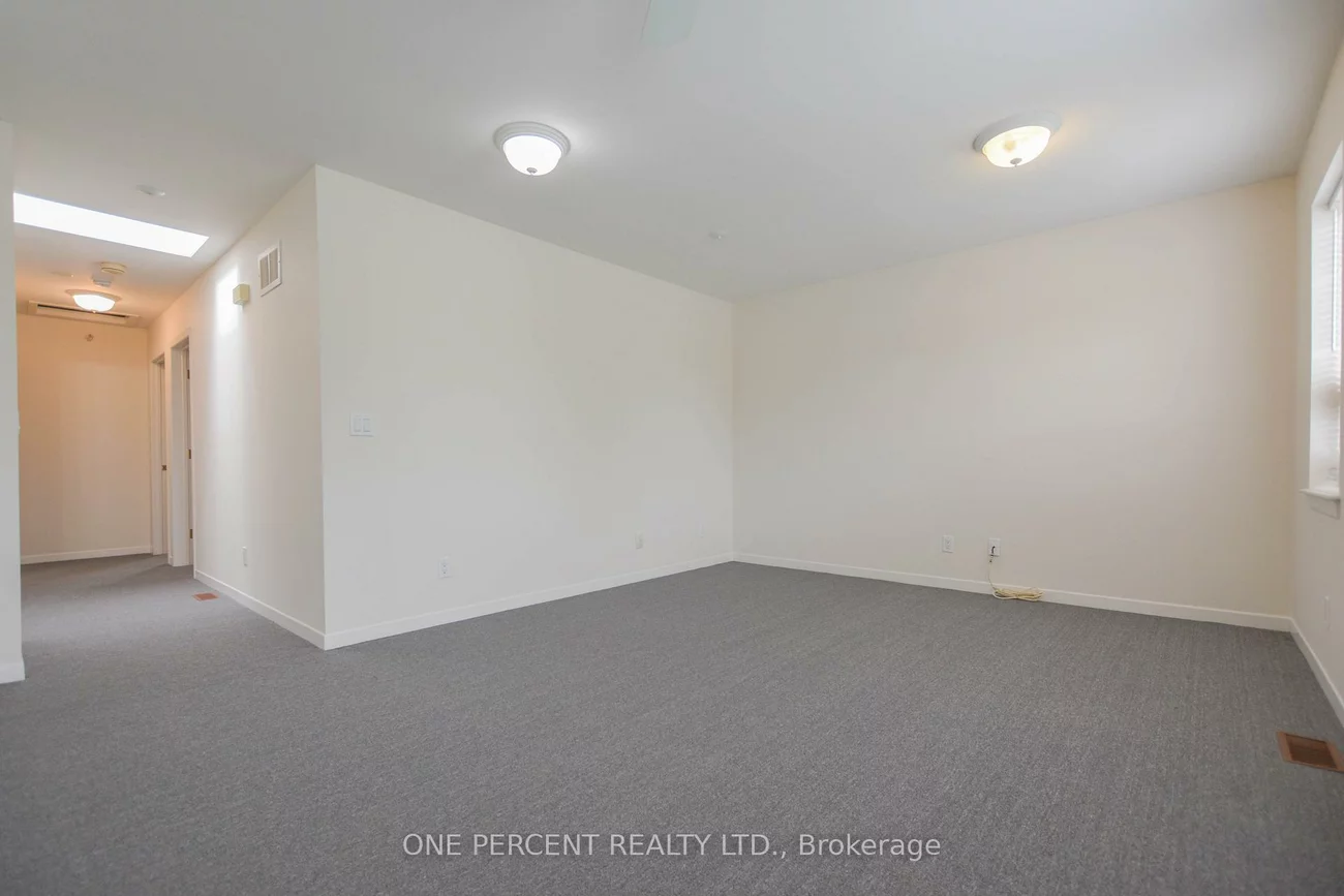 204, Sheppard, Lansing-Westgate, Toronto