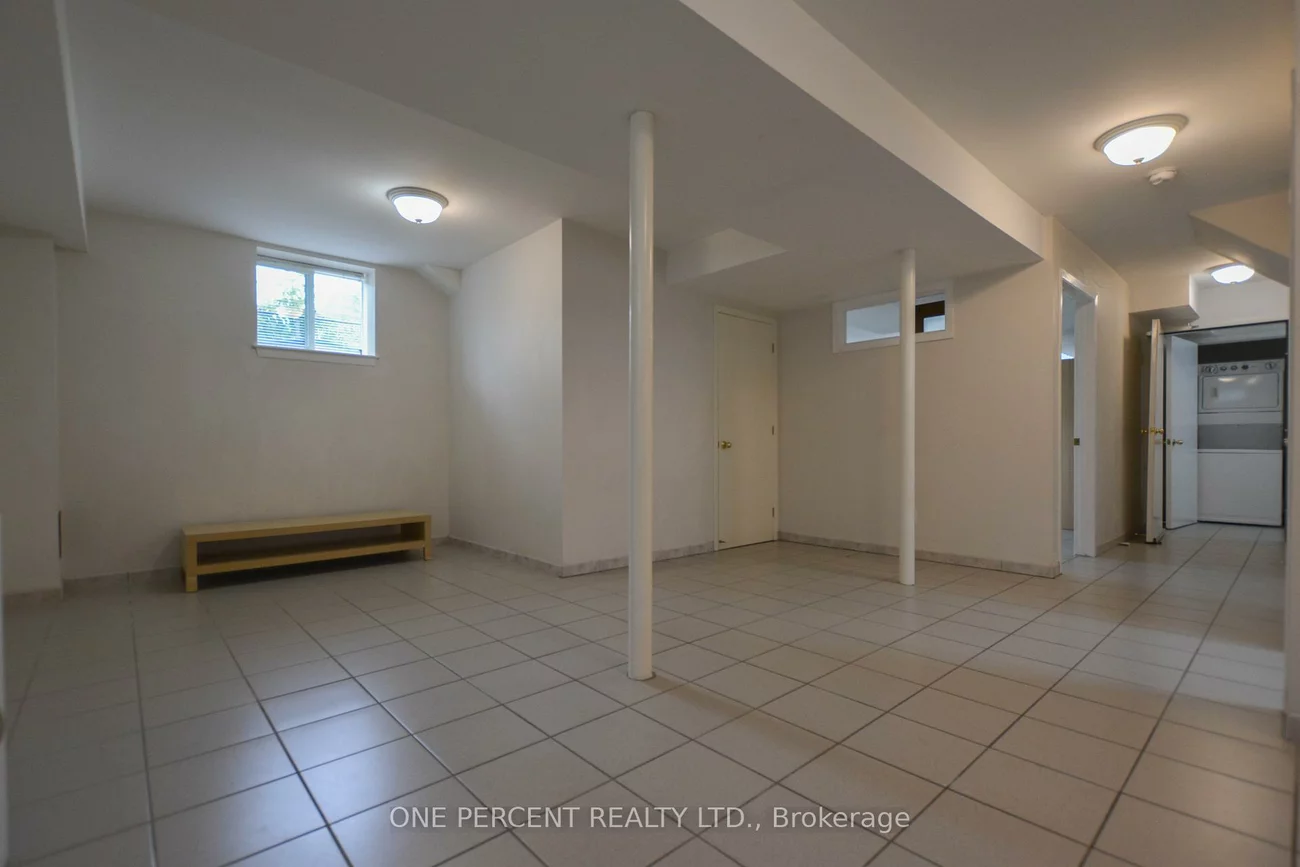 204, Sheppard, Lansing-Westgate, Toronto