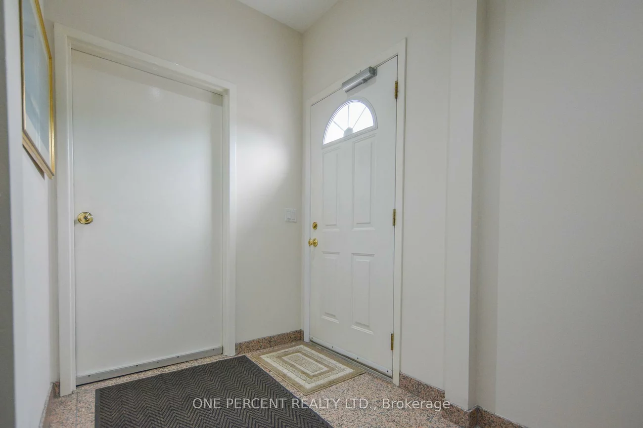 204, Sheppard, Lansing-Westgate, Toronto