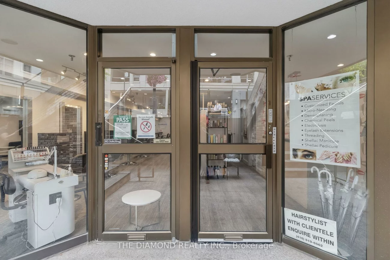 68, Scollard, Annex, Toronto