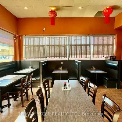 Commercial for sale, 62, Overlea, Thorncliffe Park, Toronto