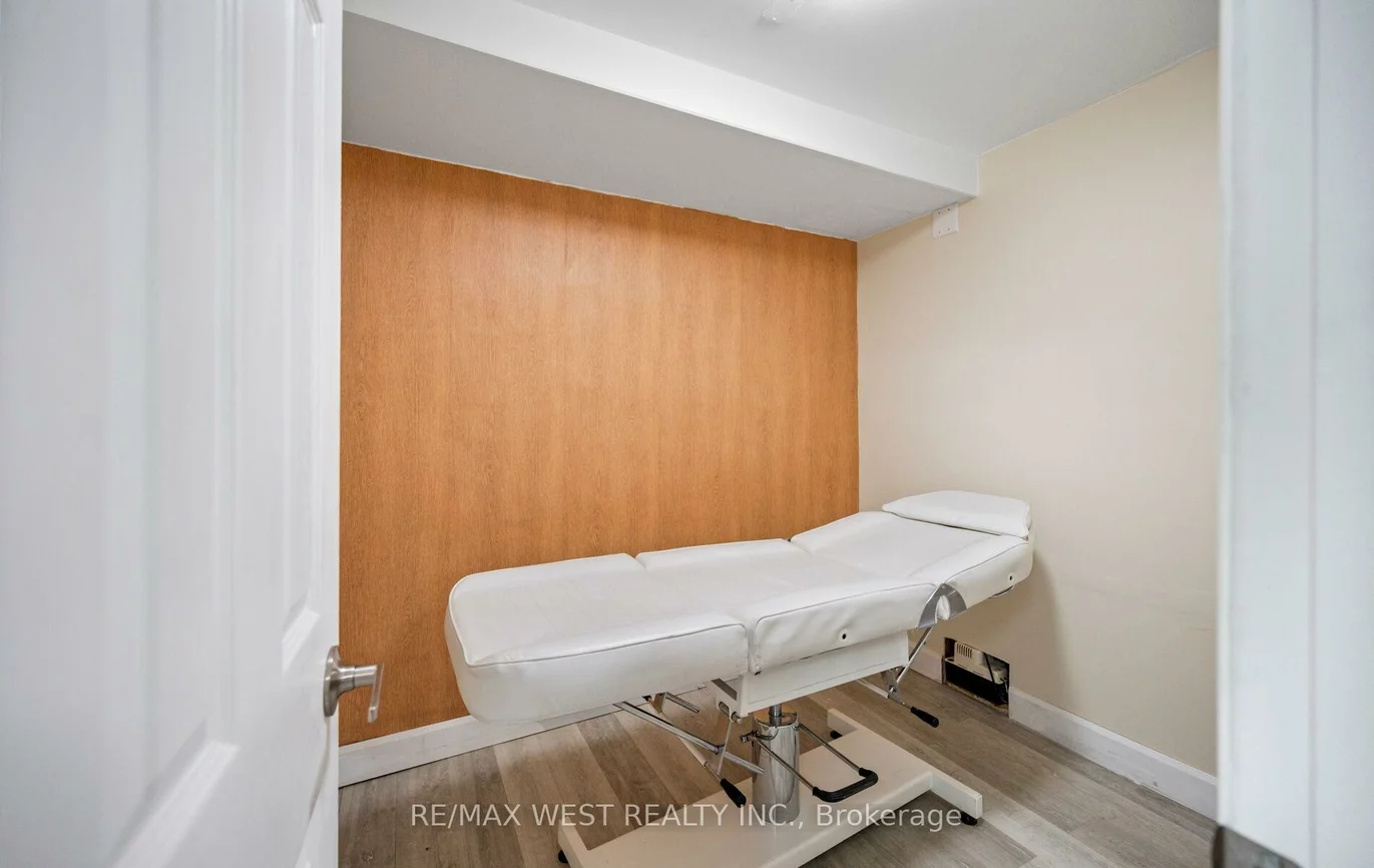 374, Oakwood, Oakwood Village, Toronto