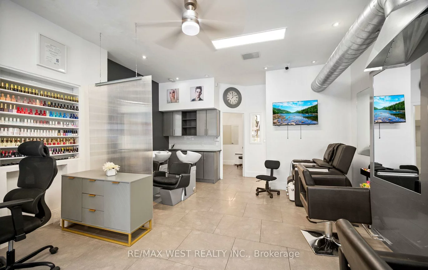 374, Oakwood, Oakwood Village, Toronto