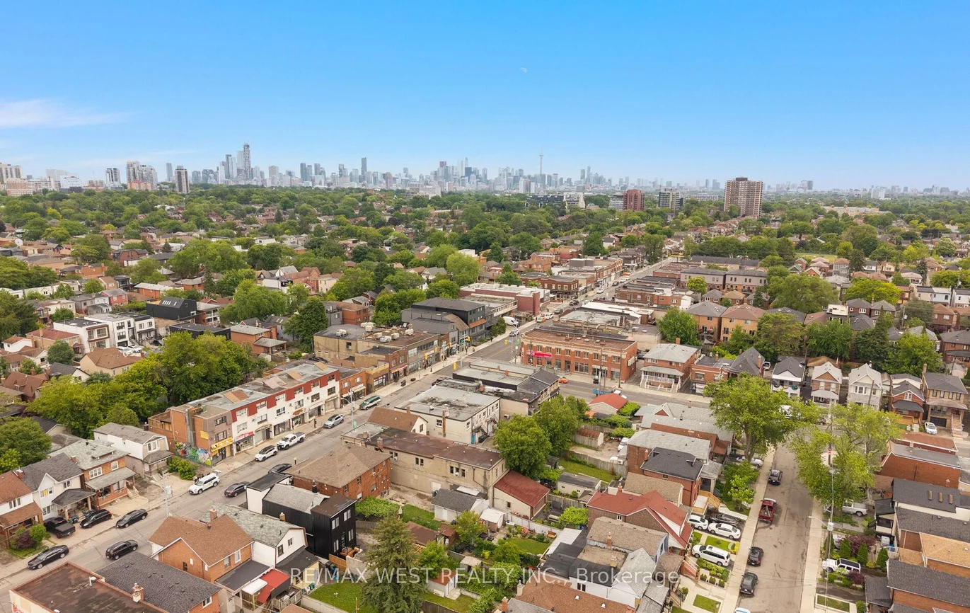374, Oakwood, Oakwood Village, Toronto