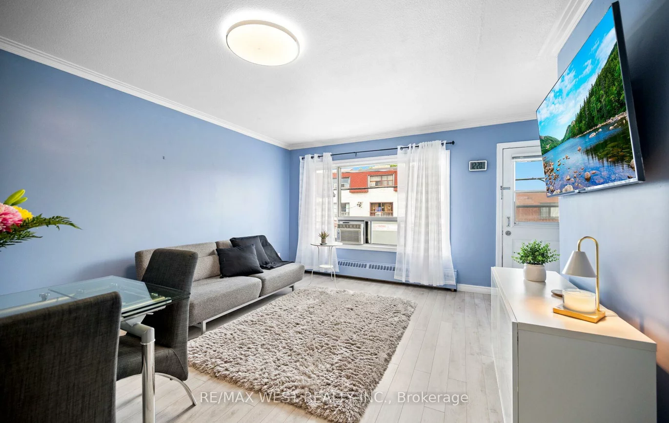374, Oakwood, Oakwood Village, Toronto