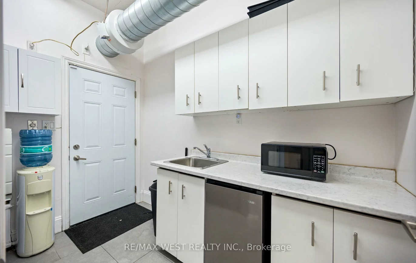 374, Oakwood, Oakwood Village, Toronto