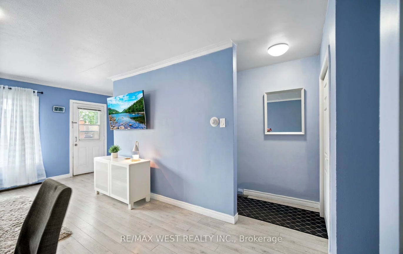 374, Oakwood, Oakwood Village, Toronto