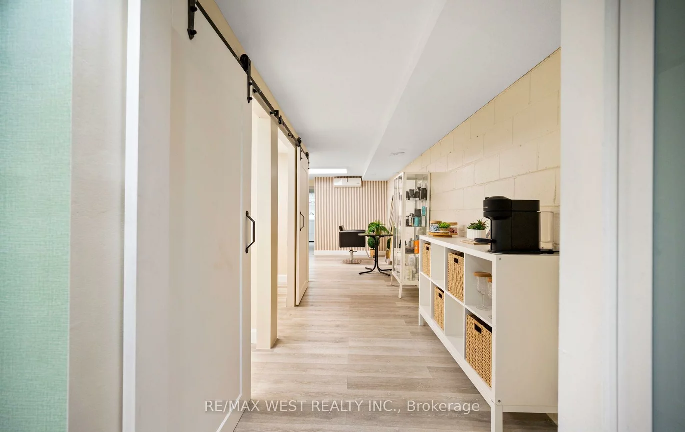 374, Oakwood, Oakwood Village, Toronto