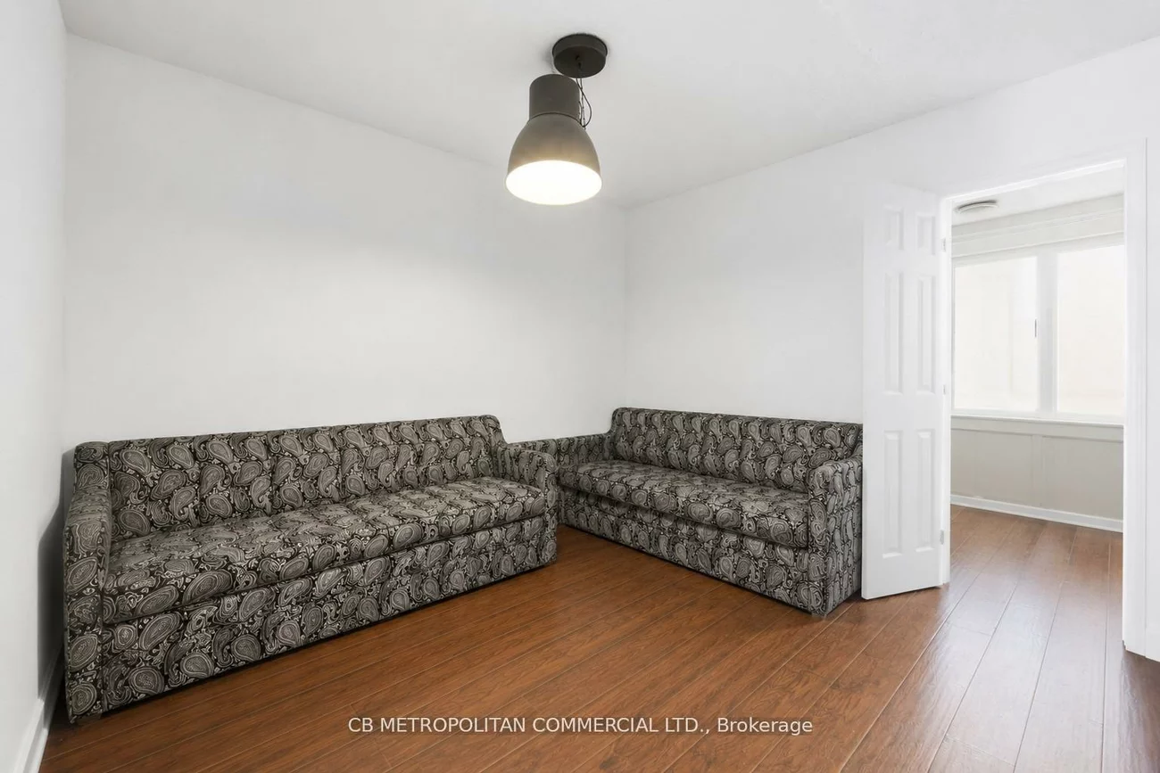 193 1/2, Baldwin, Kensington-Chinatown, Toronto