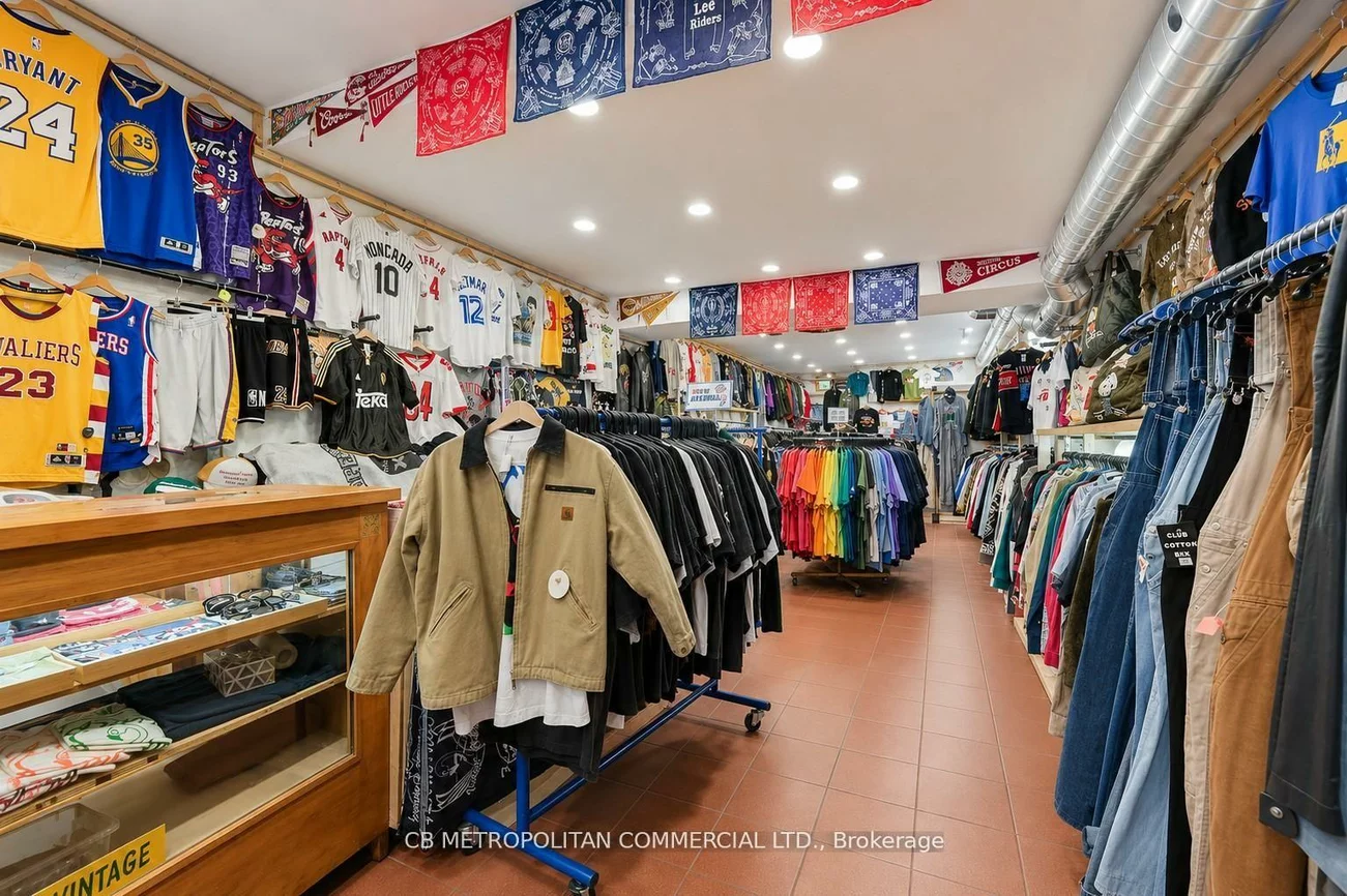 193 1/2, Baldwin, Kensington-Chinatown, Toronto