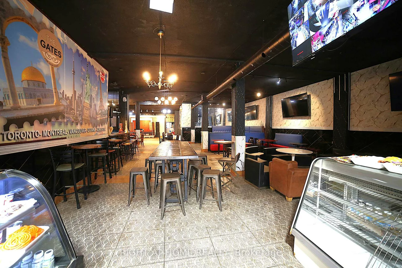240, Parliament, Moss Park, Toronto