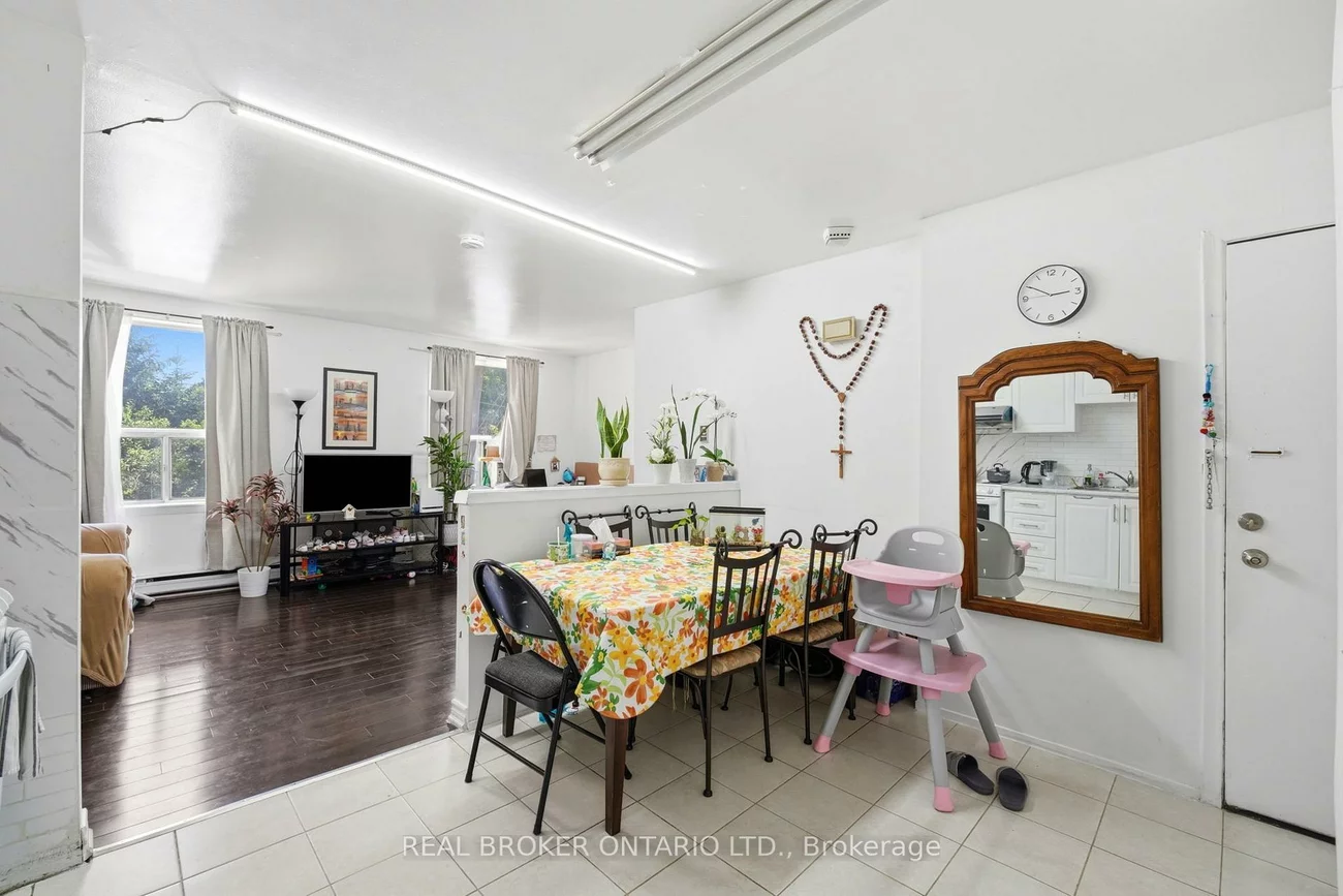 1479, Eglinton, Oakwood Village, Toronto