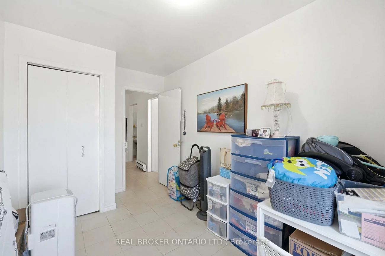 1479, Eglinton, Oakwood Village, Toronto