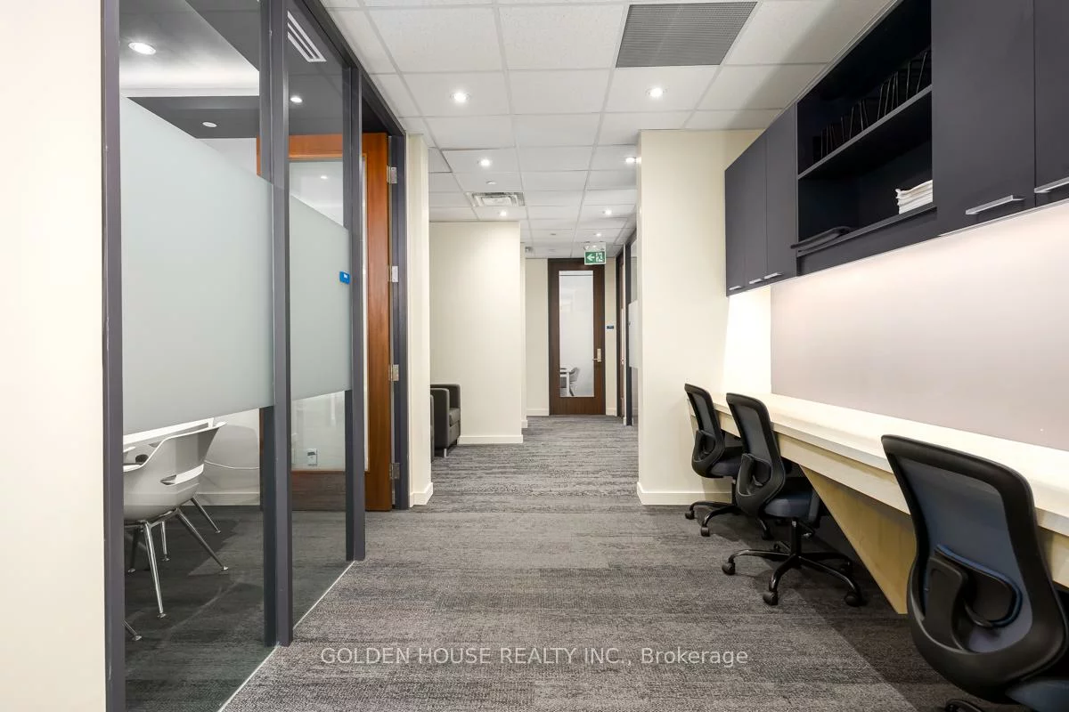 4789, Yonge, Willowdale East, Toronto