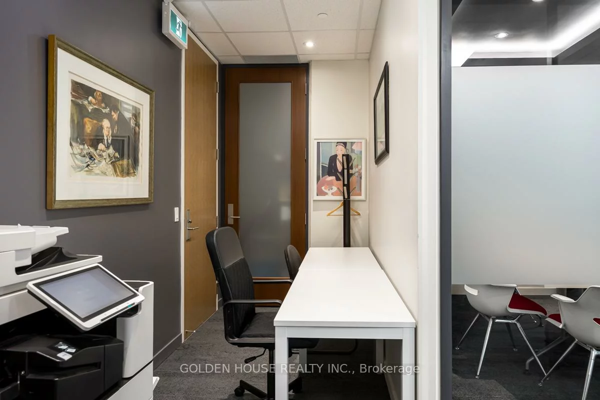 4789, Yonge, Willowdale East, Toronto