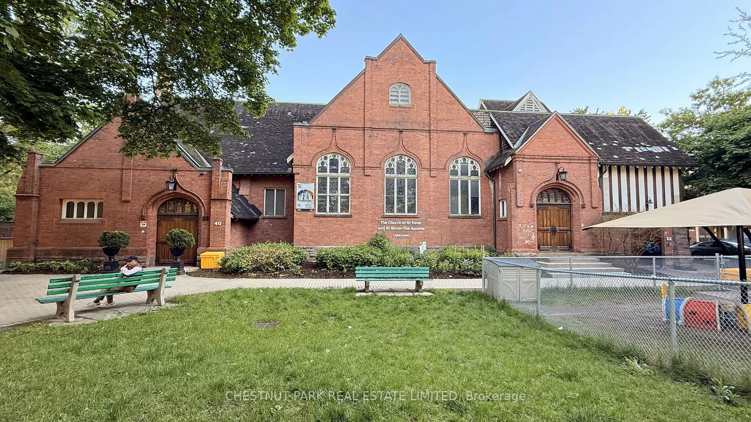 9, Edgedale, North St. James Town, Toronto