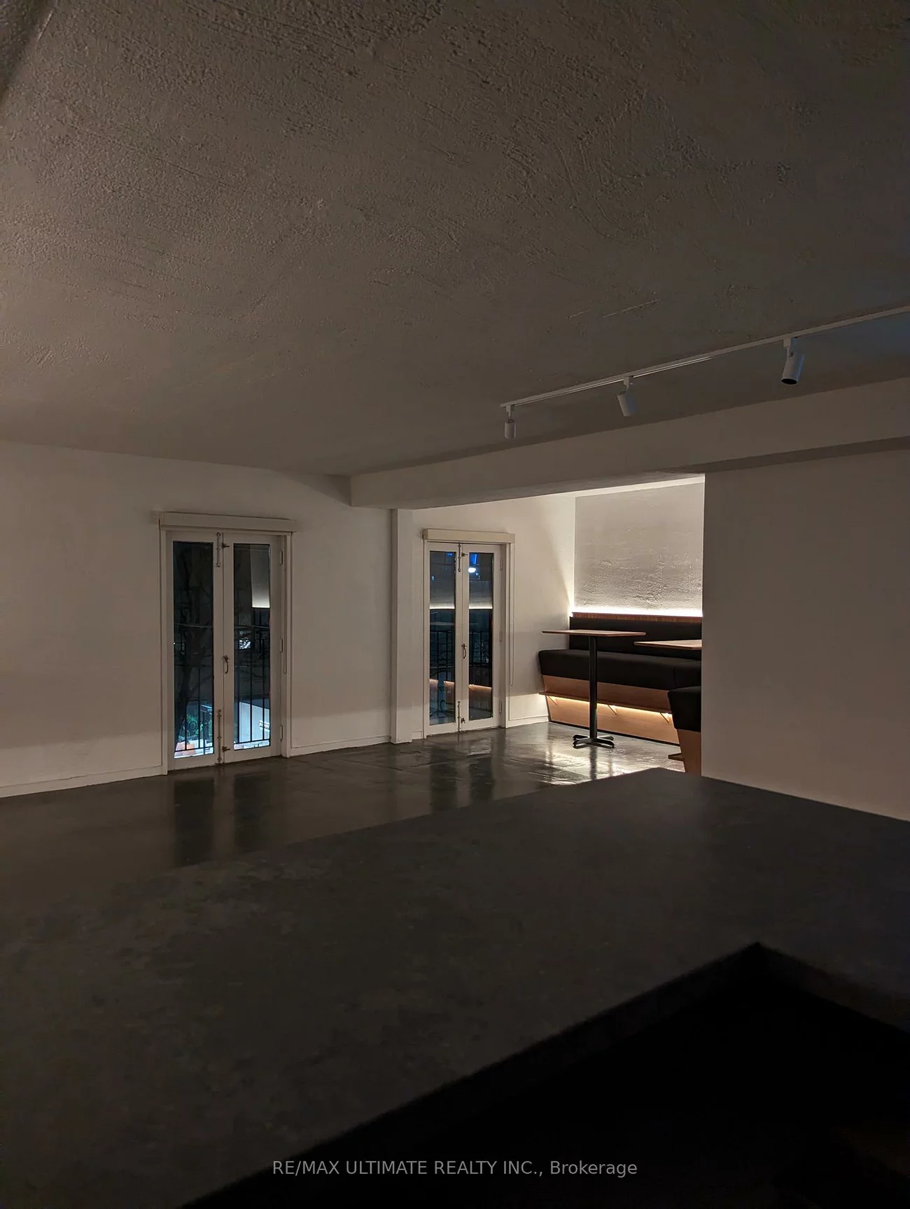 300, King, Moss Park, Toronto