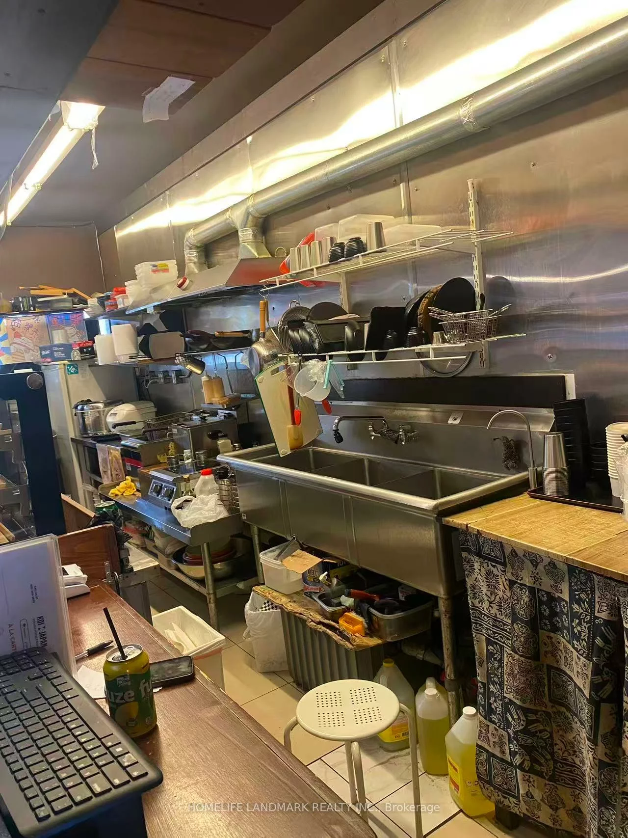 281, Augusta, Kensington-Chinatown, Toronto