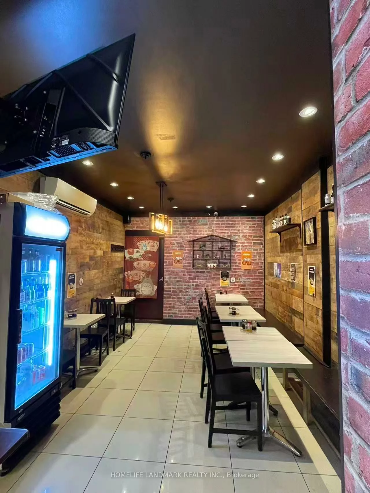 281, Augusta, Kensington-Chinatown, Toronto