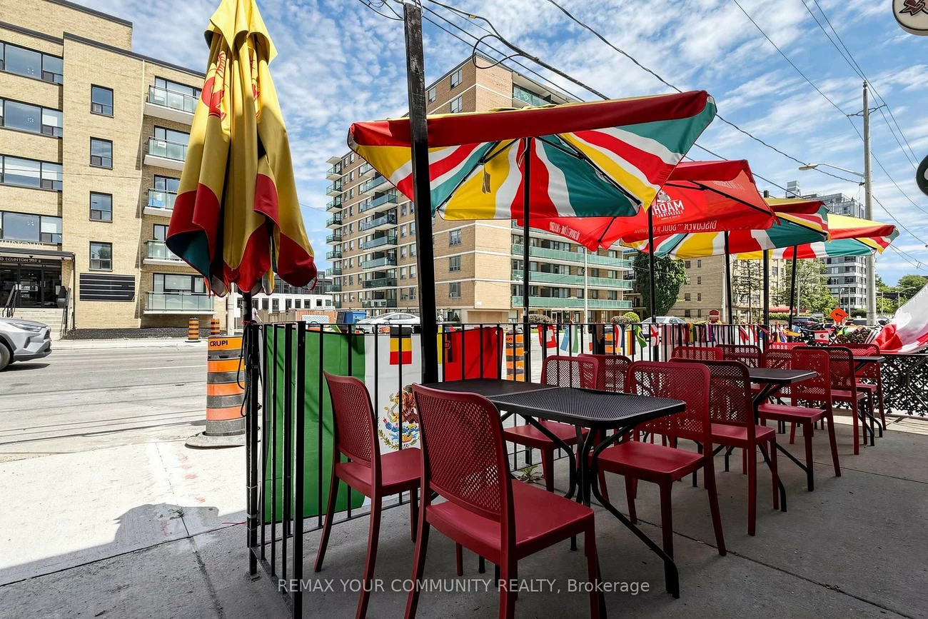 383, Eglinton, Mount Pleasant East, Toronto