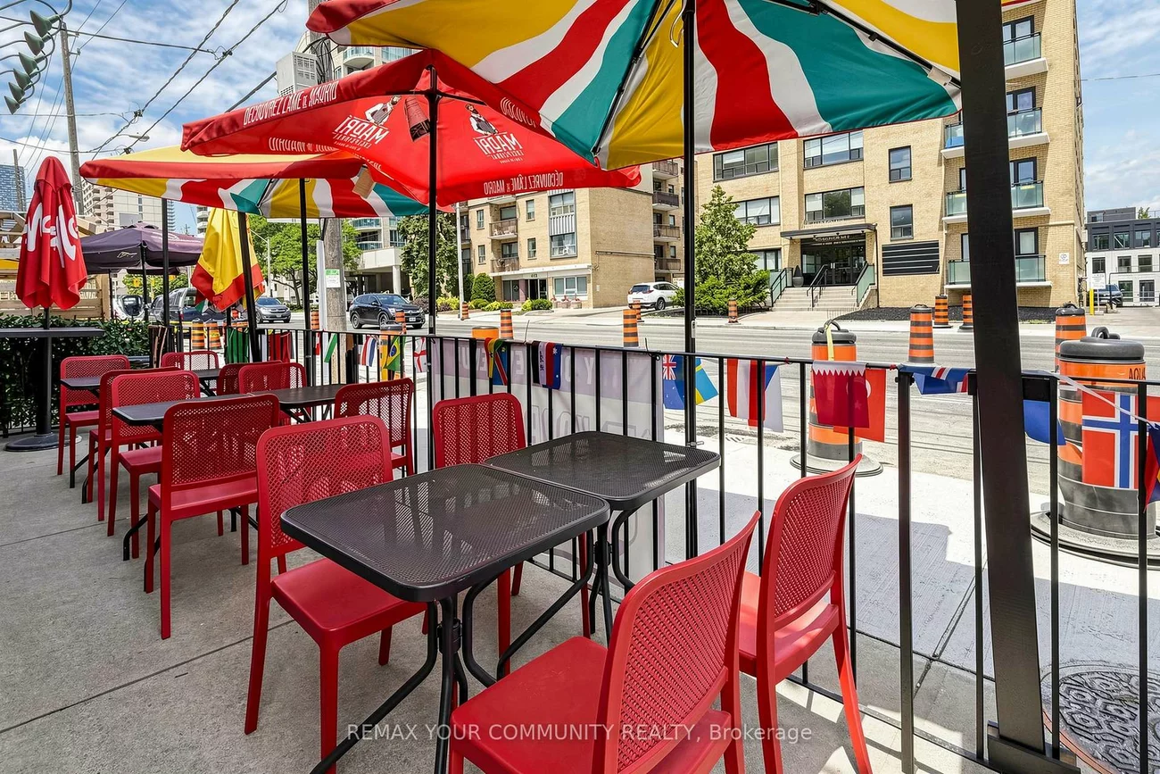 383, Eglinton, Mount Pleasant East, Toronto