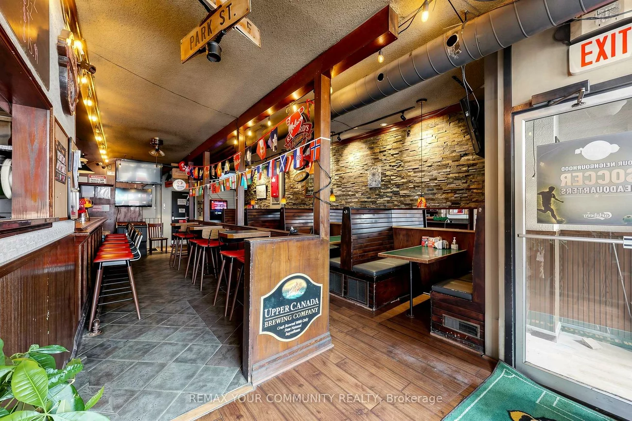 383, Eglinton, Mount Pleasant East, Toronto